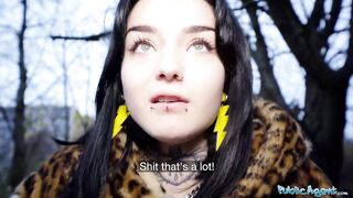 Public Porn French babe Crystal Cherry outdoor blowjob and big dick pov