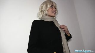 Public Porn Ebony with sexy body blonde hair and shaved pussy