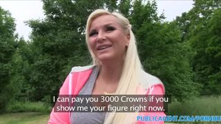 PublicPorn Slutty looking blonde with big boobs fucking outdoors