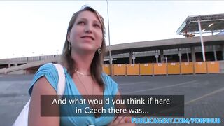 PublicPorn Blonde has sex with stranger in public