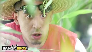 Hot - Gardener Bruno Dickemz Fucks Latina Pornstar Valerie Kay