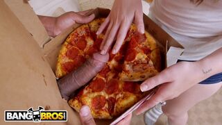 Hot - Magnum Size Pizza Delivery For Joseline Kelly