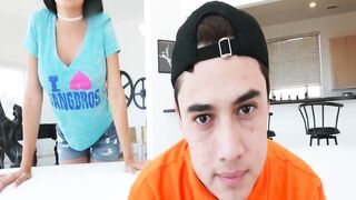 Hot - Behind-The-Scenes Interview with Juan El Caballo Loco