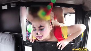 Sex Taxi - Little Valentines Day cosplay clown SQUIRTS and CUMS HARD