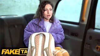 Sex Taxi MILF offers her SHAVEN pussy to pay for her ride