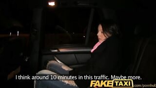 Sex babe fucked by cabbie on backseat