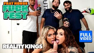 Hot Porn - Sultry Babes Luna Luxe & Keisha Grey Score Big In A Frat House With Hot Nerd Parker