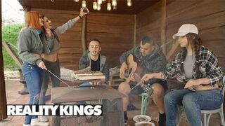 Hot Porn - Raul Costa Makes Mina Von D Follow Him So He Can Fuck Her Pussy Behind The Tree