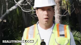 Hot Porn - Big tit milf Reagan Foxx Cucks her man