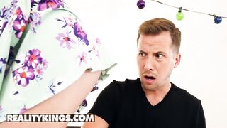 Hot Porn - Party planer Ashly Anderson gets a BIG TIP