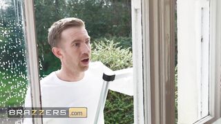 Hot - Horny Homeowner Kayla Wild Gets Caught Masturbating & Fucked By Two Pervy Window Washers
