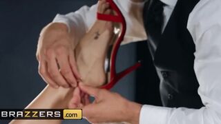 Hot - Phat ass latina Katana Komba tangos for dick