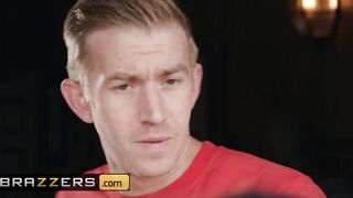 Hot - Ebony Neighbor Kiki Minaj loves ass fucking