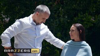 Hot - Slutty babysitter Aidra Fox gets fucked by older man