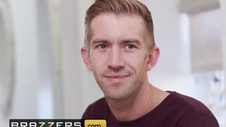 Hot - Shut up white boy and fuck me in the shower