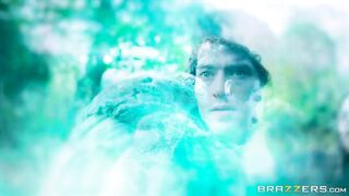 Queen Of Thrones: Part 2 (A XXX Parody) - Hot