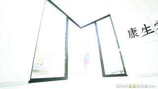 A PAWG Ready For Action - Hot