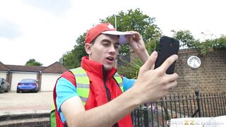 Pokemon Go (XXX- Parody) - Hot