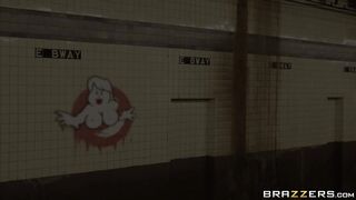 Ghostbuster xxx Parody Trailer - Hot