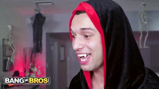 Hot - Valerica Steele And Kay Lovely Summon The Fang Bros For A Legendary Halloween Fuckfest