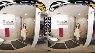 VIRTUAL PORN - Daisy White Wants To Please You So Take Off Your Pants And Get Ready Player One