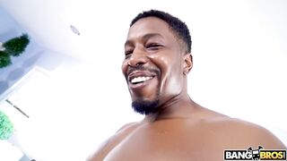 Hot - Isiah Maxwell Gets A Slice Of Victoria Cakes In The 305